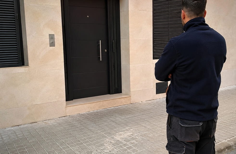 Apertura de puertas en Castellón